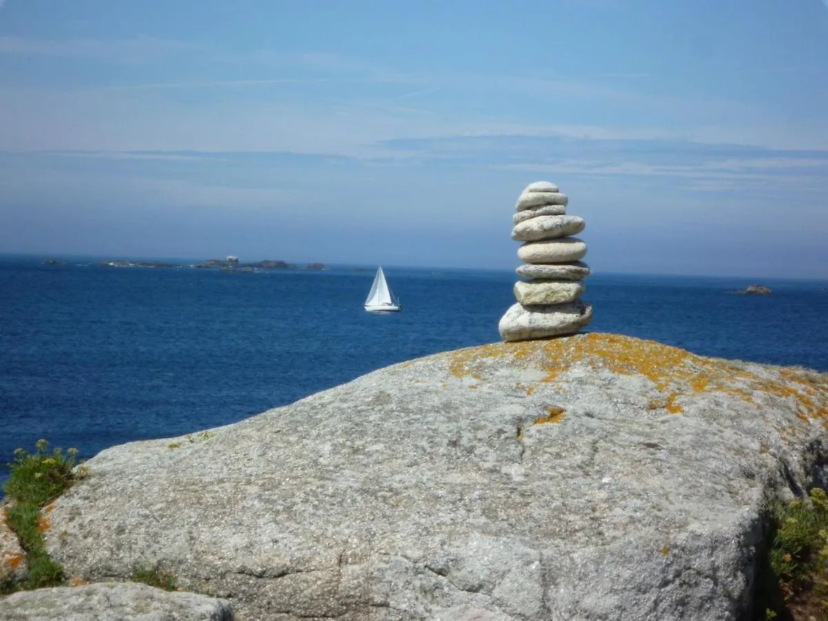Holiday home Breton Stone House Very Close To The Beach, Landeda