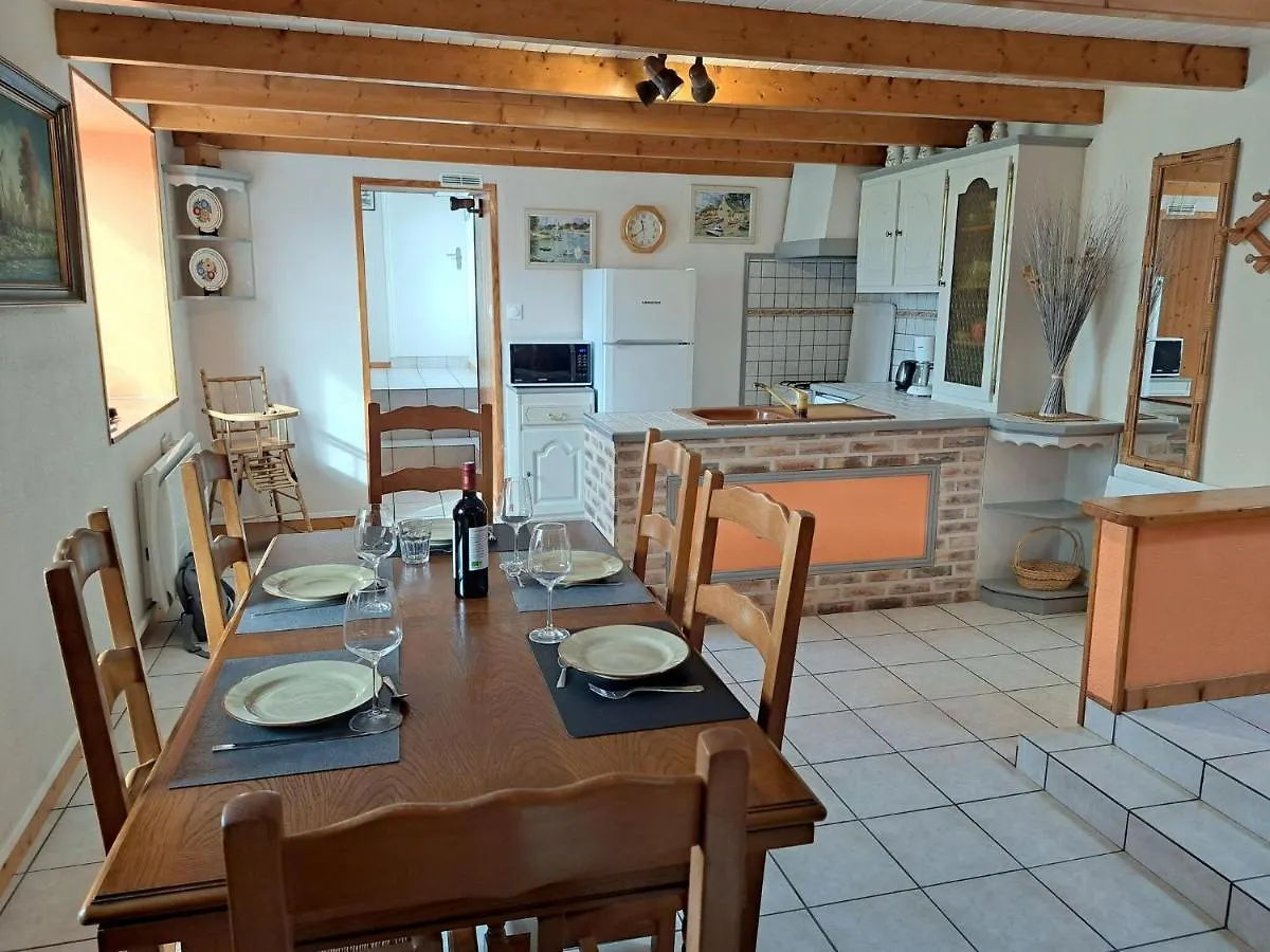 Breton Stone House Very Close To The Beach, Landeda France